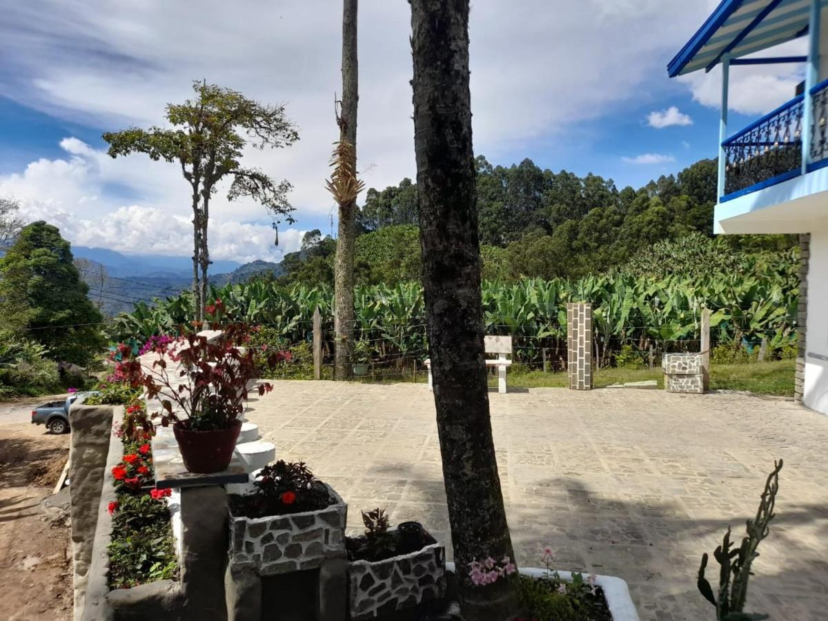 Hotel Vista Farallones Jardin Exterior photo